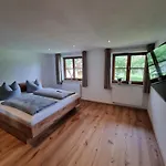 Apartment Poppler Mit Aufzug Hopferau