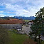 Apartment Poppler Mit Aufzug Hopferau