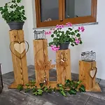 Poppler Mit Aufzug Lägenhet *