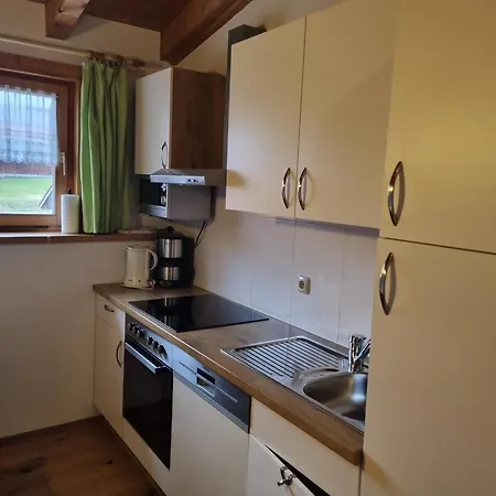 Poppler Mit Aufzug Apartmán