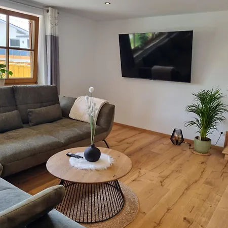 Poppler Mit Aufzug Apartmán Hopferau