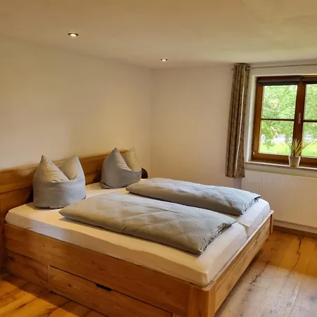Poppler Mit Aufzug Apartmán Hopferau